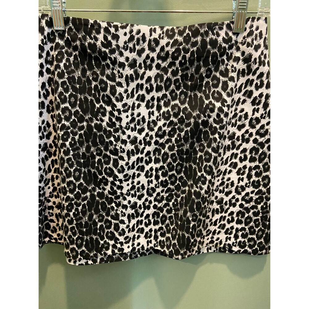 Star C.C.C. leopard print mini skirt size 11